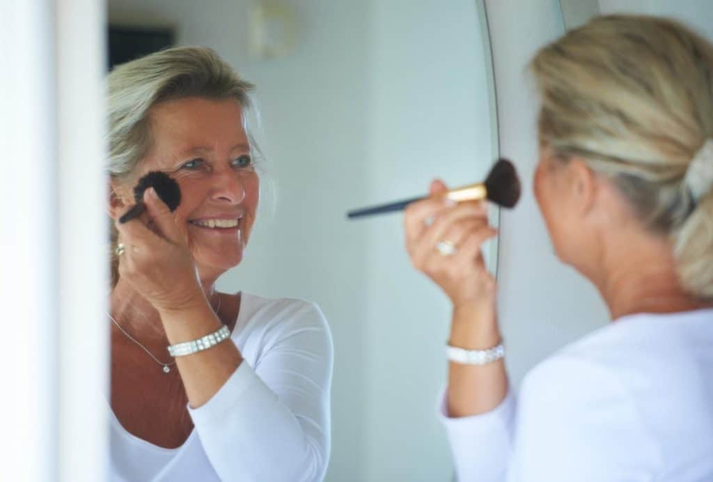 maquillage pour les paupières tombantes